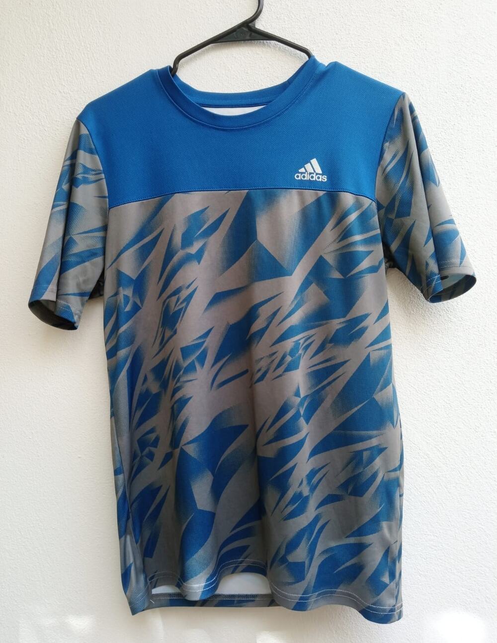 Adidas Boys Shirt Blue/Gray Athletic Short Sleeve Size XL 18 Youth